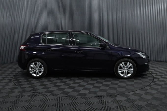 2025 Peugeot 308