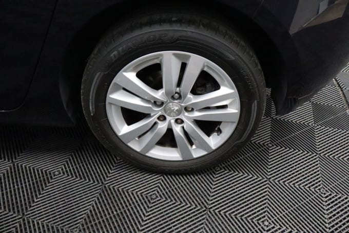 2025 Peugeot 308