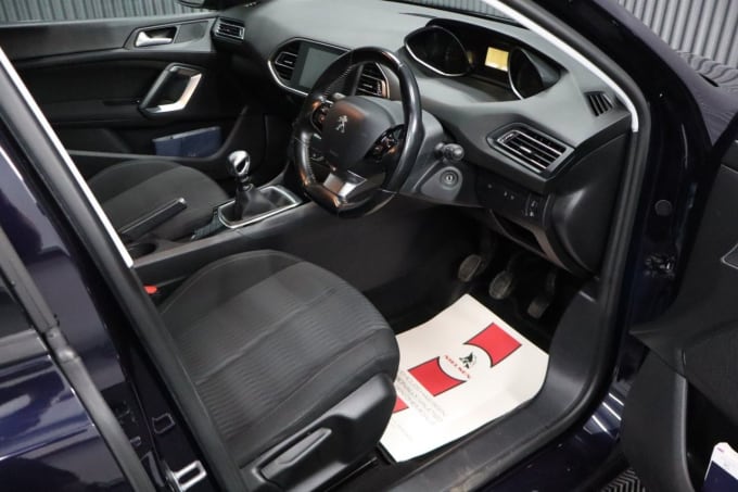 2025 Peugeot 308