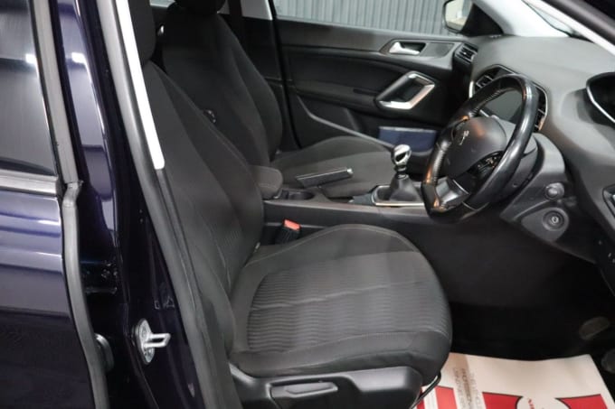 2025 Peugeot 308
