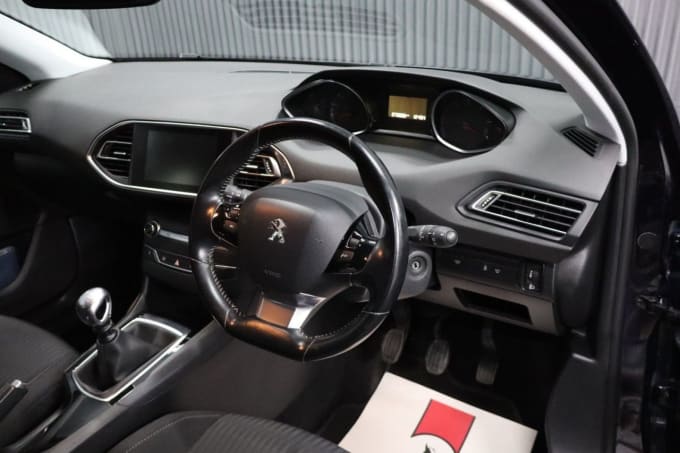 2025 Peugeot 308