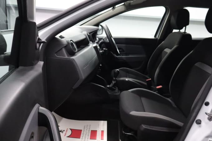 2025 Dacia Duster