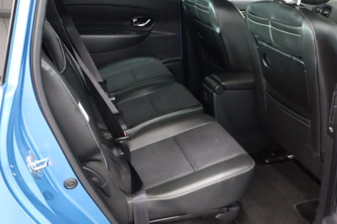 2025 Renault Scenic