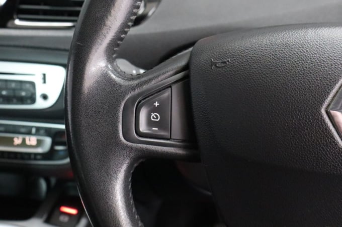 2025 Renault Scenic