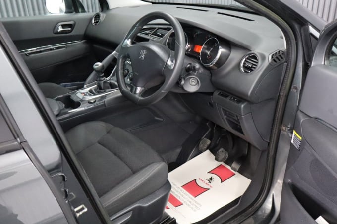 2025 Peugeot 3008