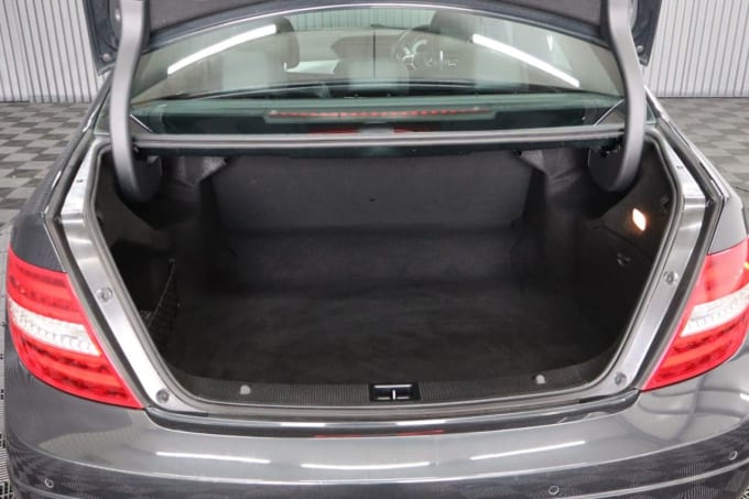 2025 Mercedes-benz C-class