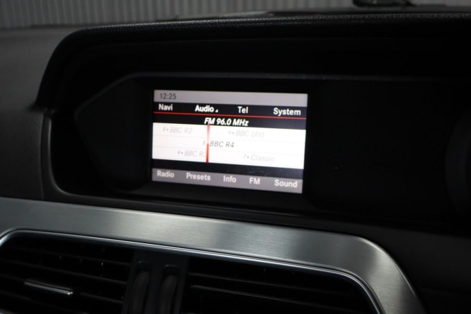 2025 Mercedes-benz C-class