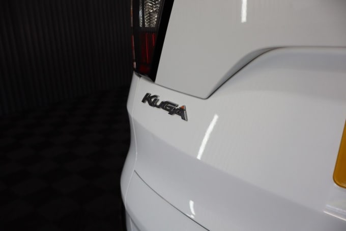 2025 Ford Kuga