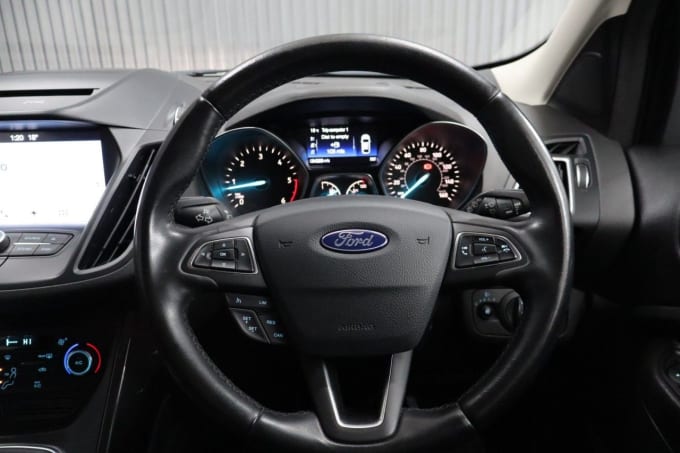 2025 Ford Kuga