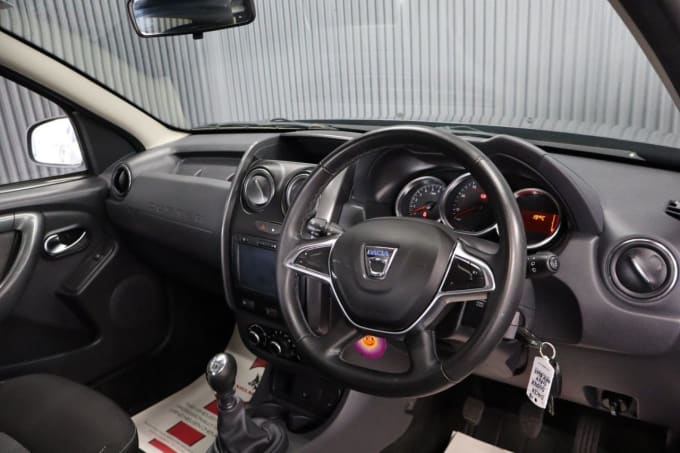 2025 Dacia Duster
