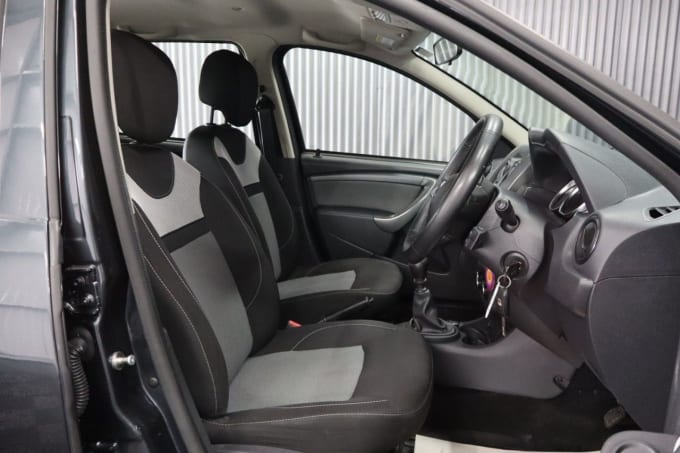 2025 Dacia Duster