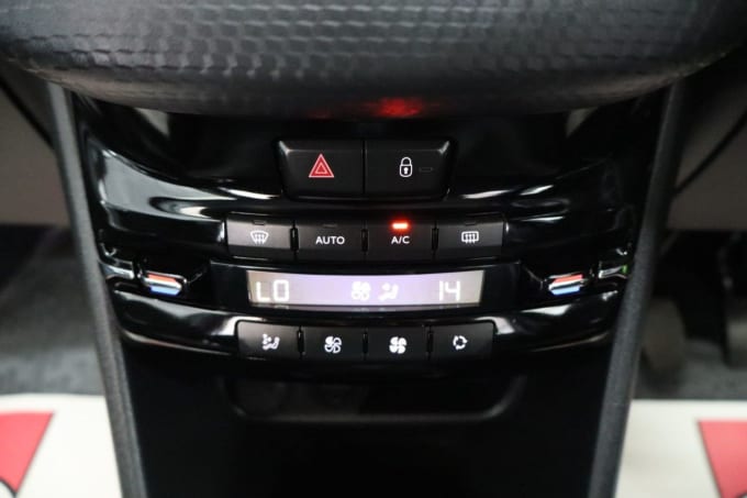 2025 Peugeot 2008