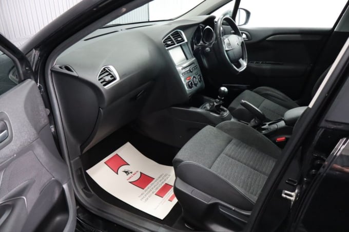 2025 Citroen C4