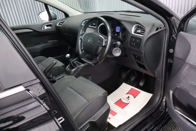 2025 Citroen C4