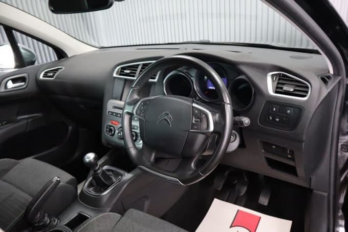 2025 Citroen C4