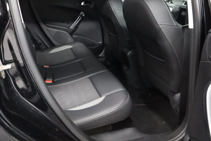 2025 Peugeot 2008