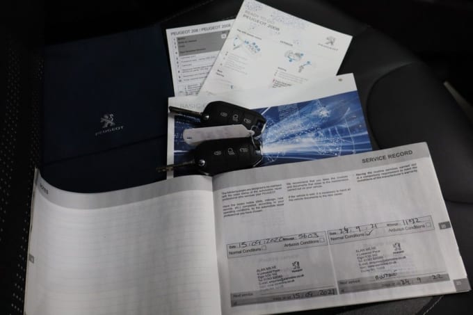 2025 Peugeot 2008