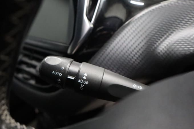 2025 Peugeot 2008