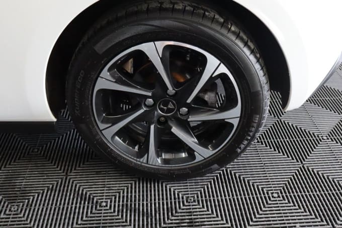 2025 Ds Automobiles Ds 3