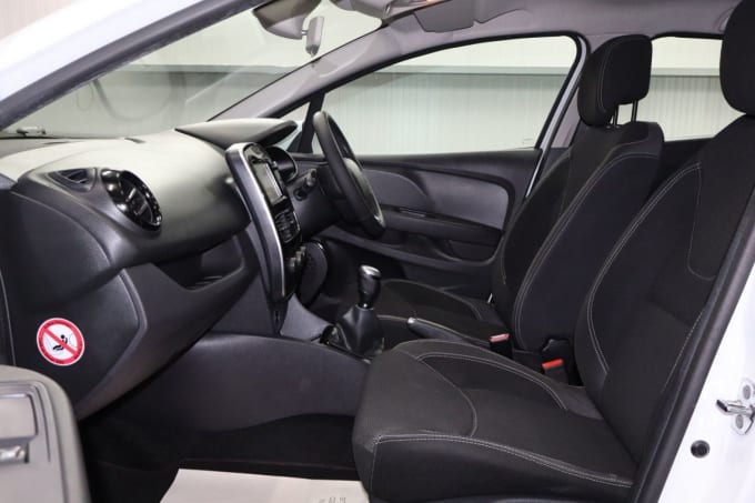 2025 Renault Clio