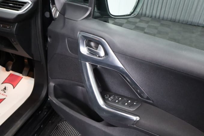 2025 Peugeot 2008