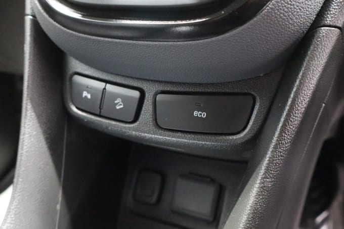 2025 Vauxhall Mokka