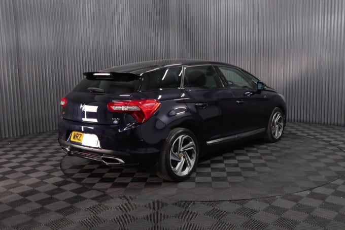 2025 Ds Automobiles Ds 5