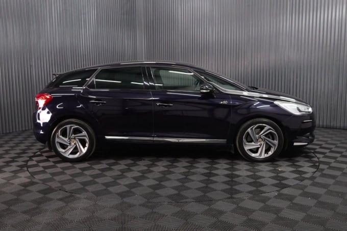 2025 Ds Automobiles Ds 5