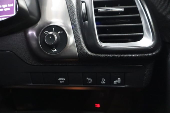 2025 Ds Automobiles Ds 5