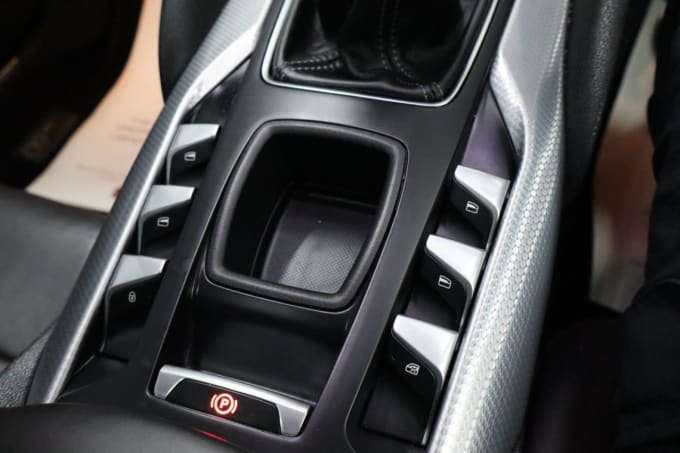 2025 Ds Automobiles Ds 5
