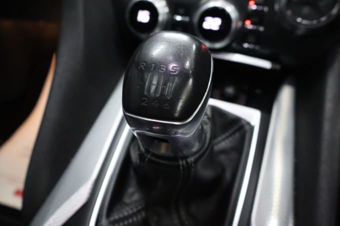 2025 Ds Automobiles Ds 5