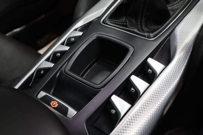 2025 Ds Automobiles Ds 5