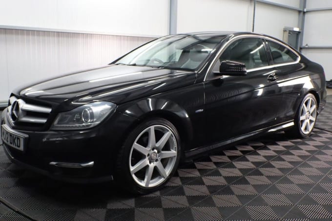 2025 Mercedes-benz C-class