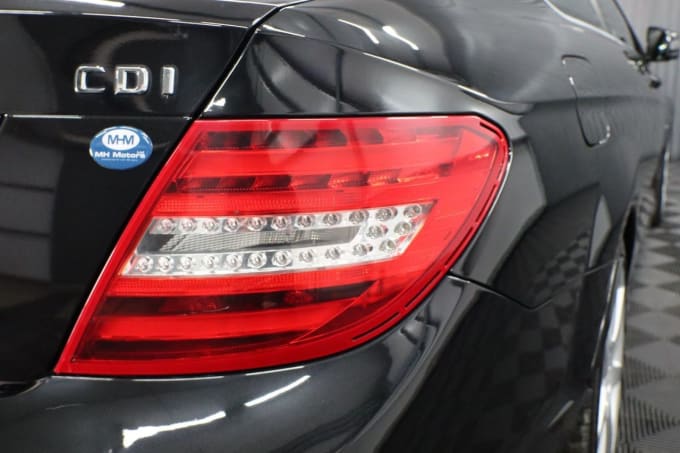 2025 Mercedes-benz C-class