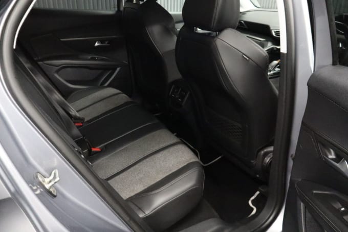 2025 Peugeot 3008