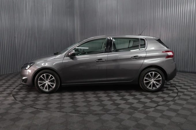 2025 Peugeot 308
