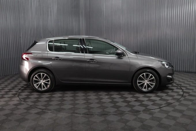 2025 Peugeot 308