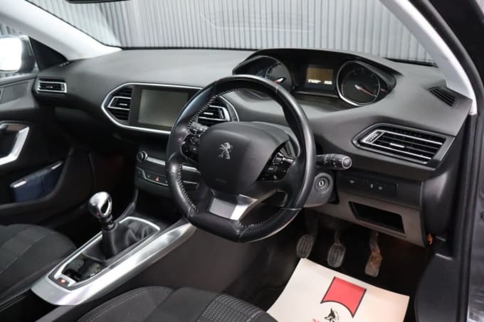 2025 Peugeot 308