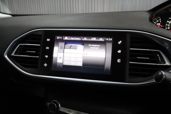 2025 Peugeot 308