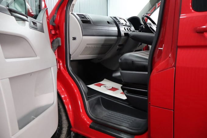 2025 Volkswagen Transporter