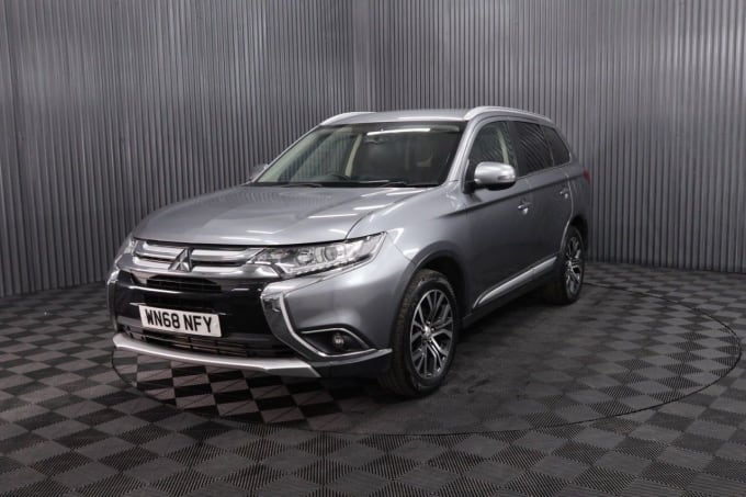 2025 Mitsubishi Outlander