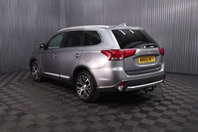 2025 Mitsubishi Outlander