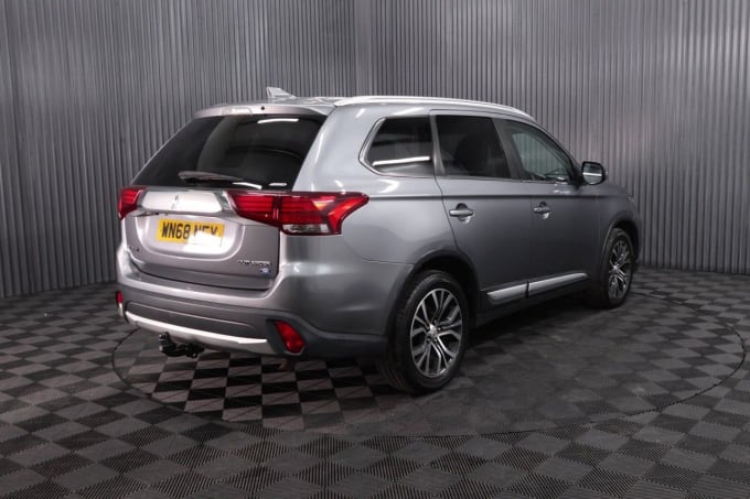 2025 Mitsubishi Outlander