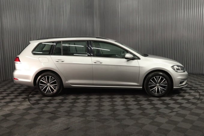 2025 Volkswagen Golf