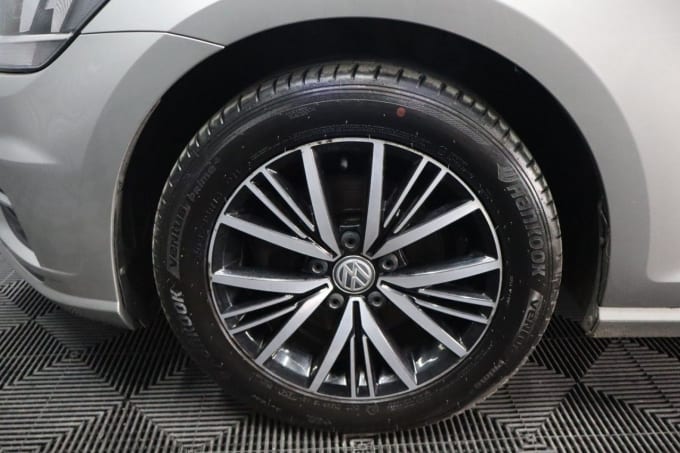 2025 Volkswagen Golf