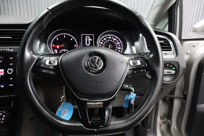 2025 Volkswagen Golf