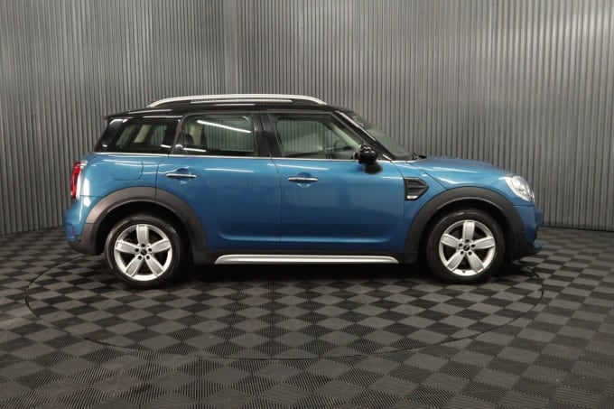 2025 Mini Countryman