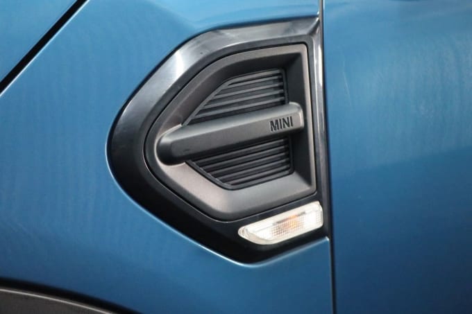 2025 Mini Countryman