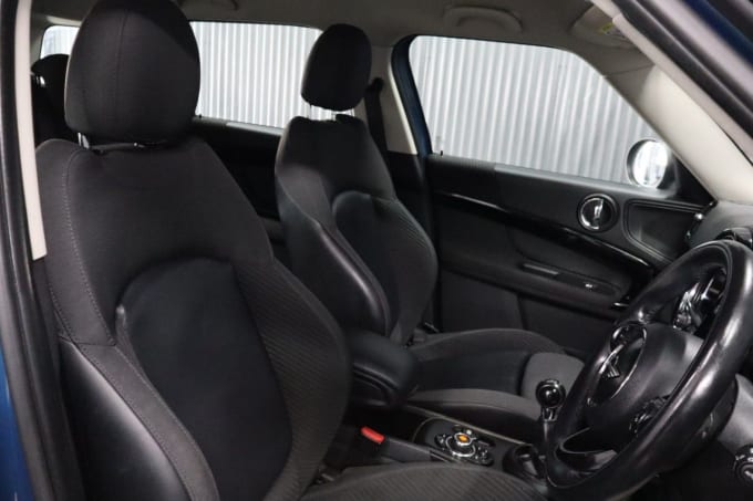 2025 Mini Countryman