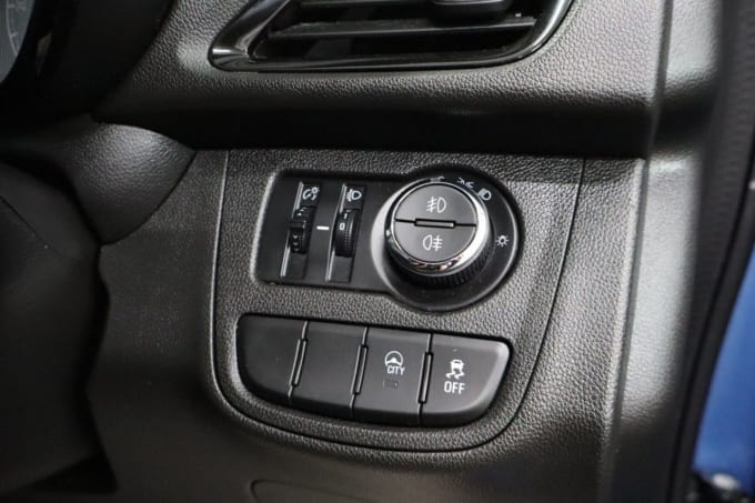 2025 Vauxhall Viva